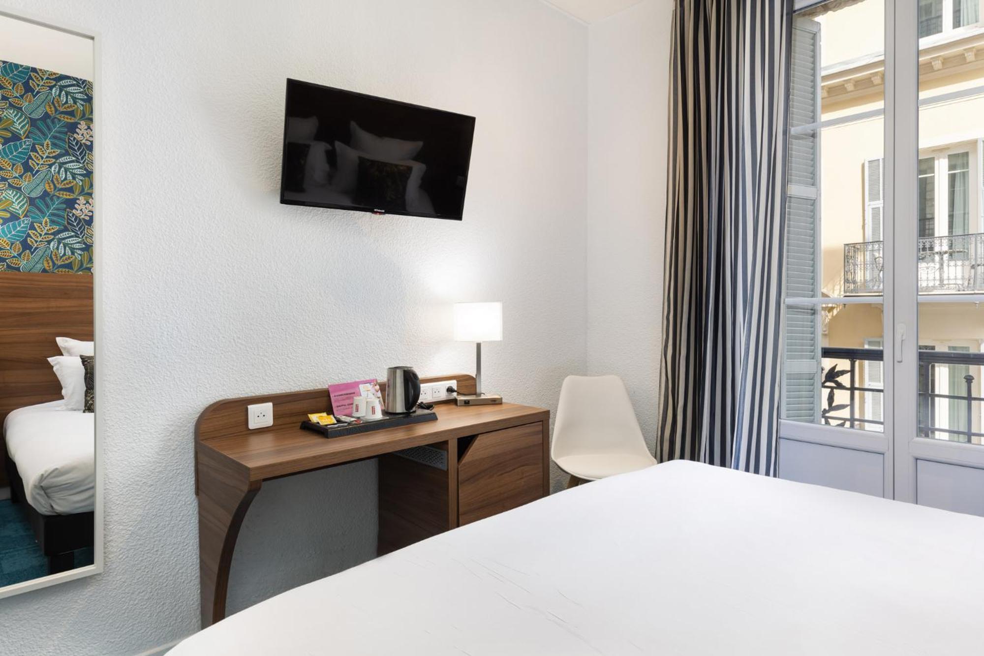 Superior Double Room,1592876177:JPEG